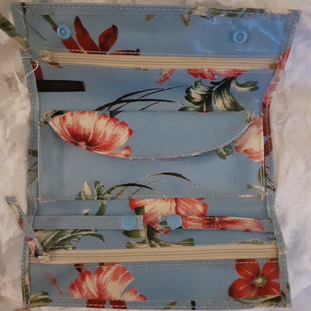 Paradise jewelry wallet